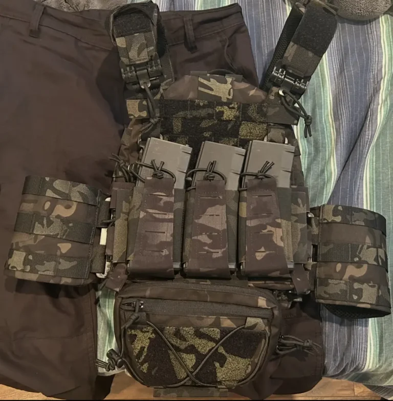 Click to view full screen F-Raid Vanguard Multi Mag Tactical Vest photo review