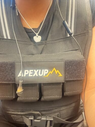 Adjustable Weighted Vest for Men Woman - Weight Training & Crossfit Workout Plate Carrier - Tactical Fitness 20lbs/30lbs/40lbs photo review